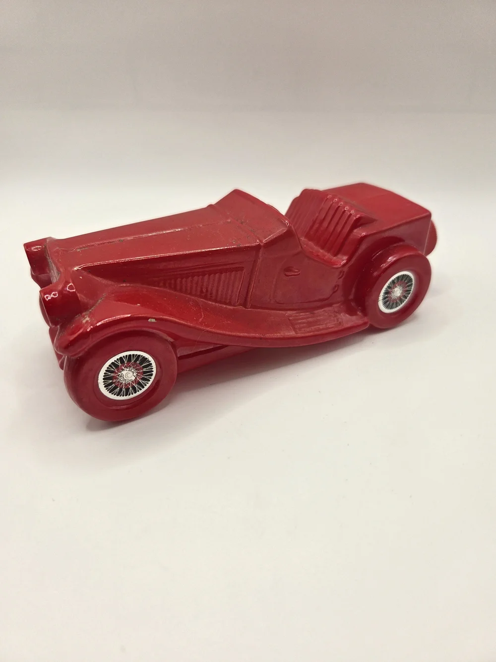 R201. Avon Red Vintage Roadster Decorative Car After Shave Bottle